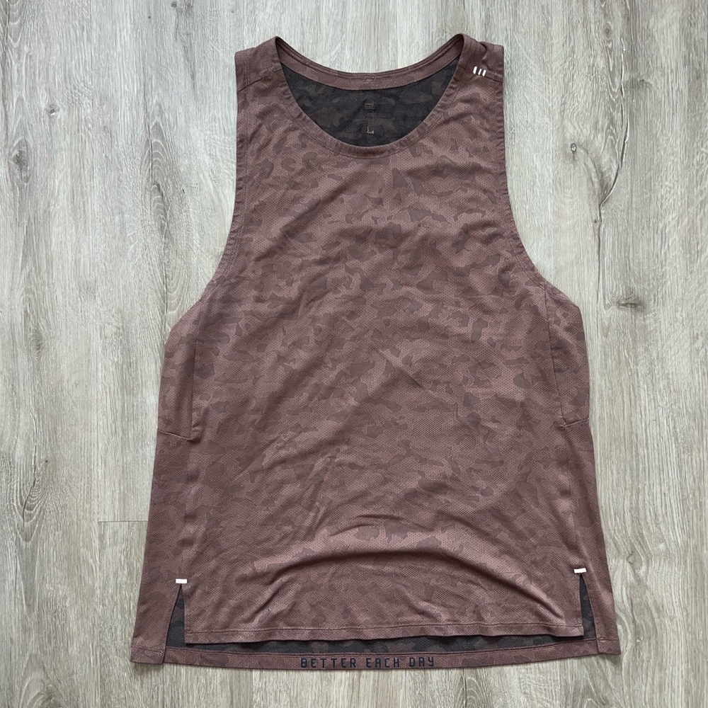 Like New Men’s Lululemon Textured Training Tank Top - Smokey Topaz. Size L.
